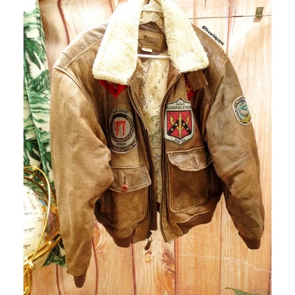 Sold π» Vintage flying tigers heavy weight leather flight jacket - Picture 2 of 11